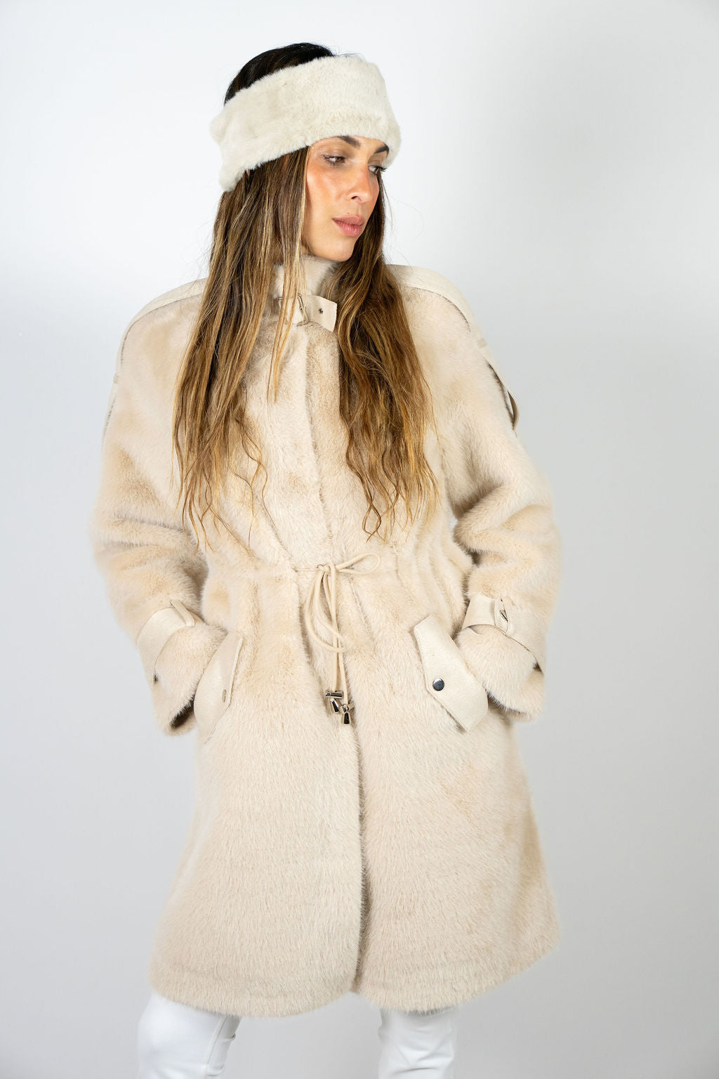 CHIEKO+ fur ball † ecru Chica Chica Jacket – Beige