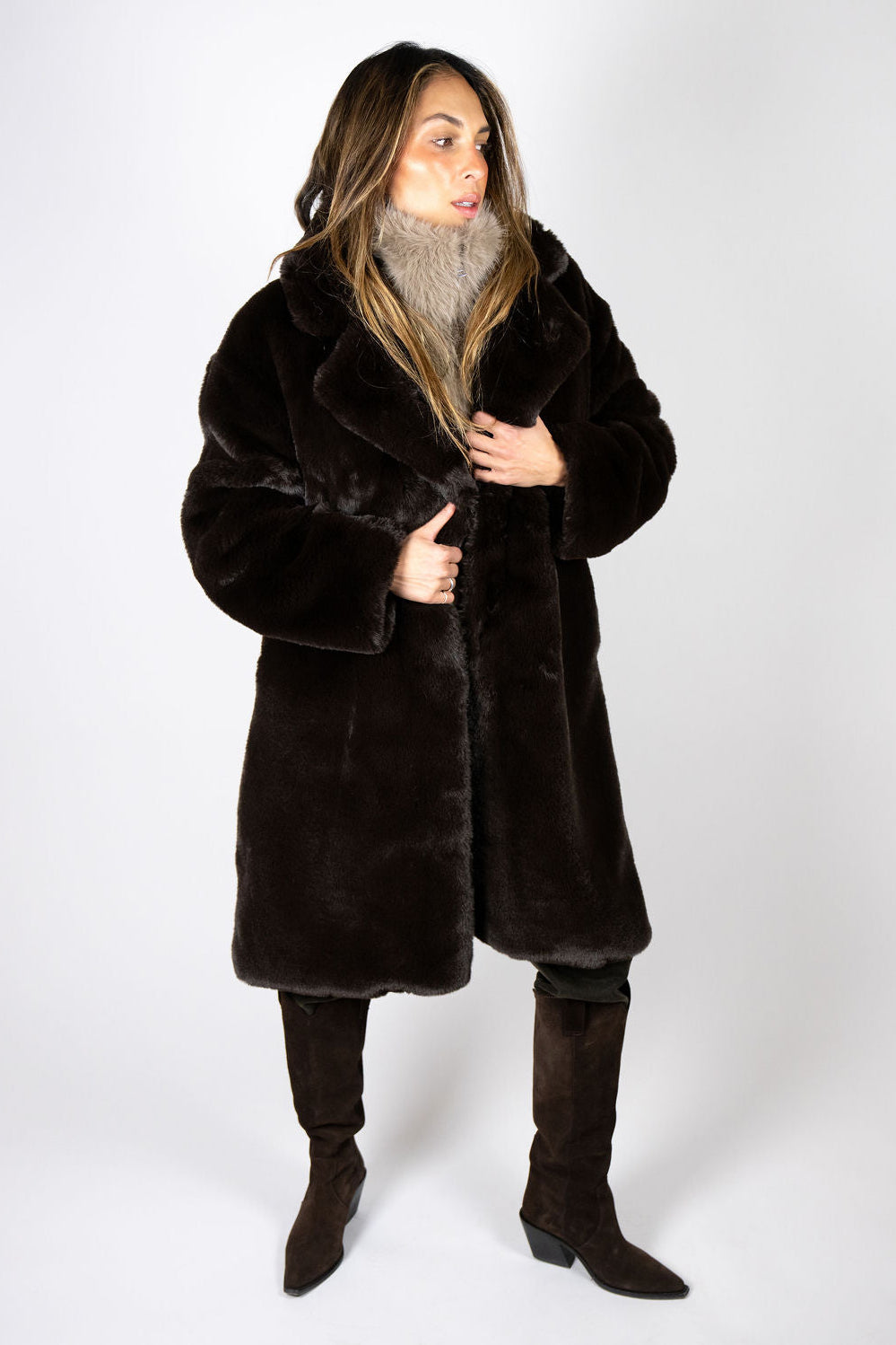 Mr Grey Amour Coat – Chocolate