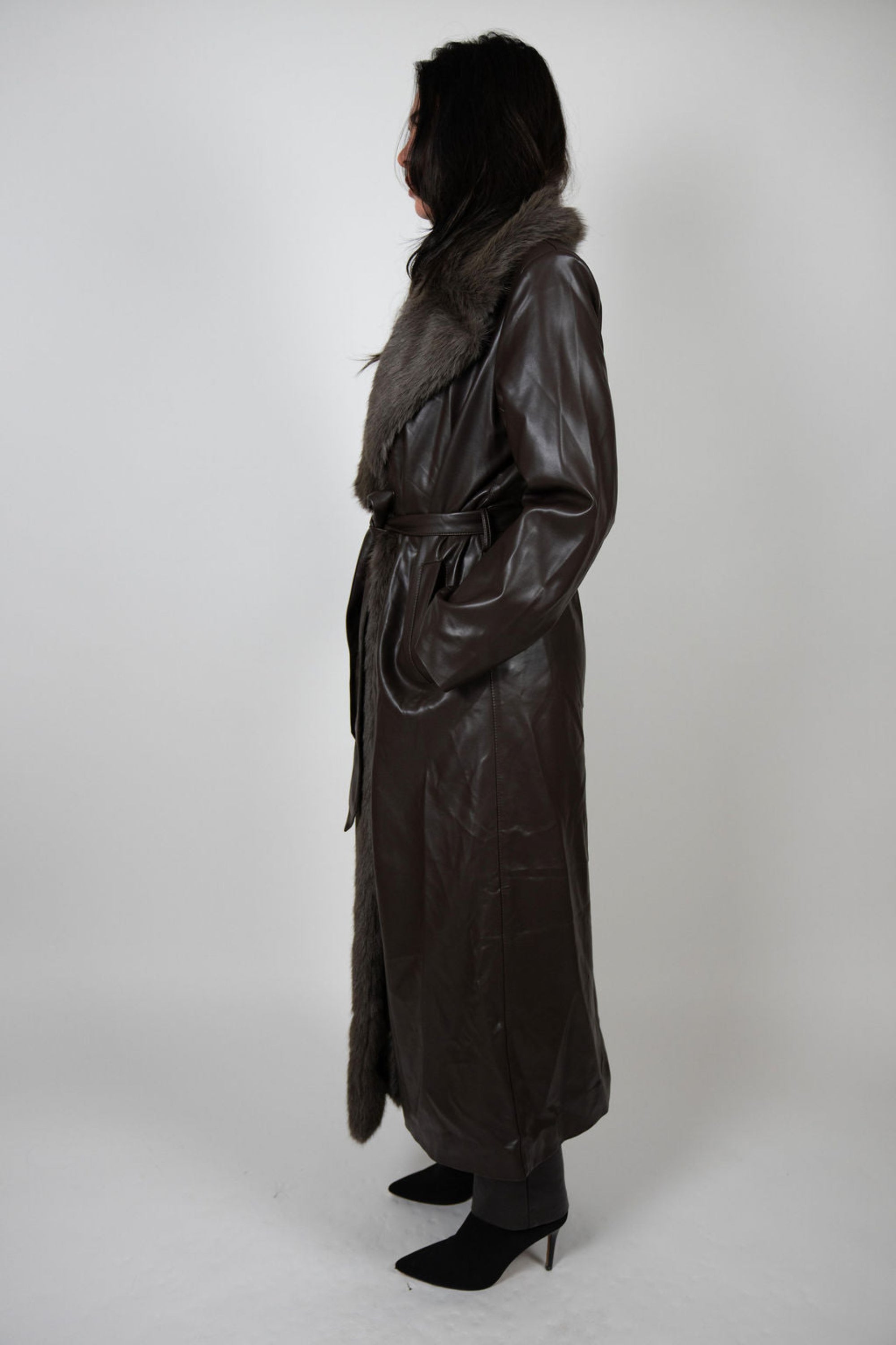 Fur collar leather trench coat - Chocolate