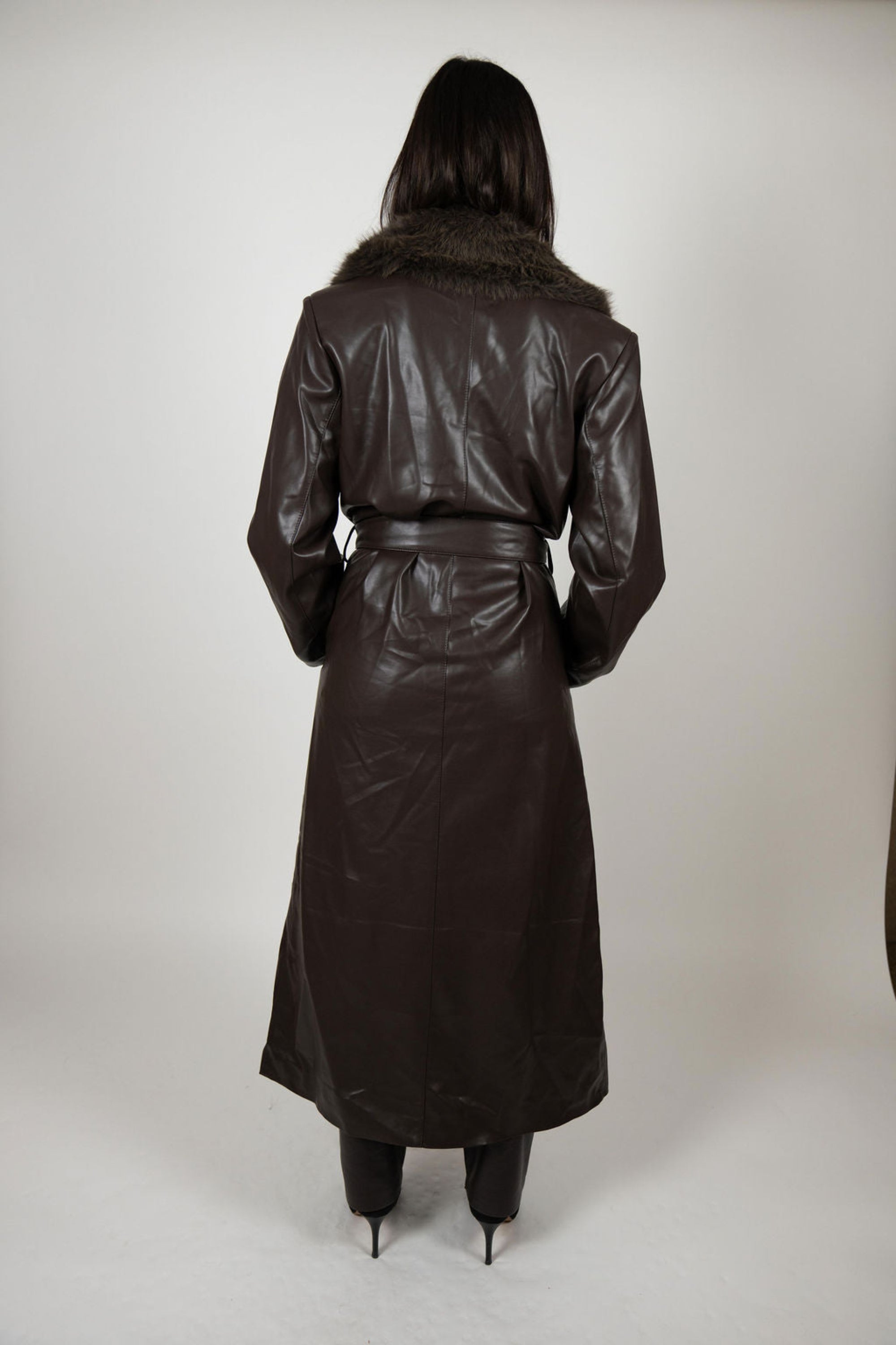 Fur collar leather trench coat - Chocolate