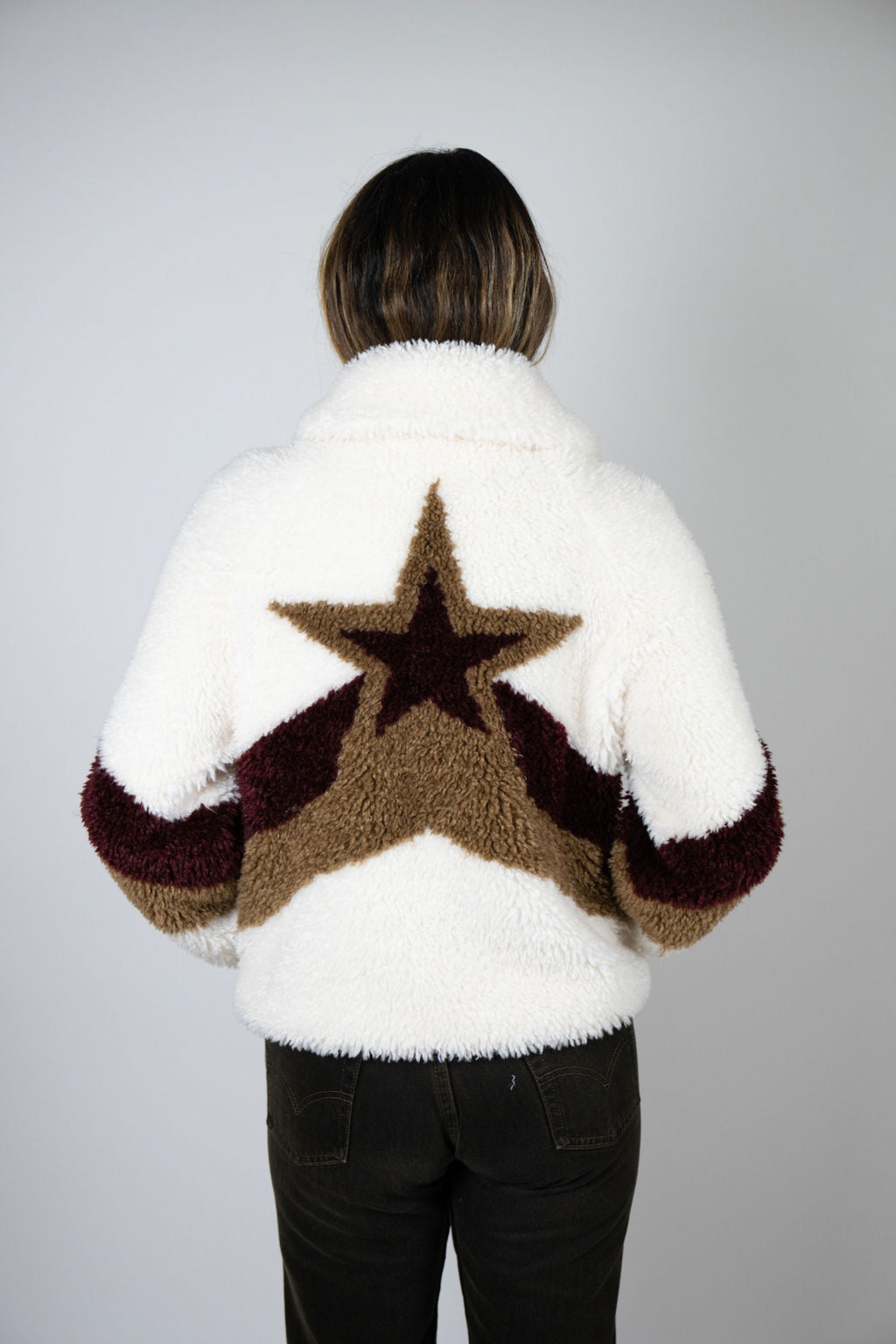 Fall Line Shearling Star Crop