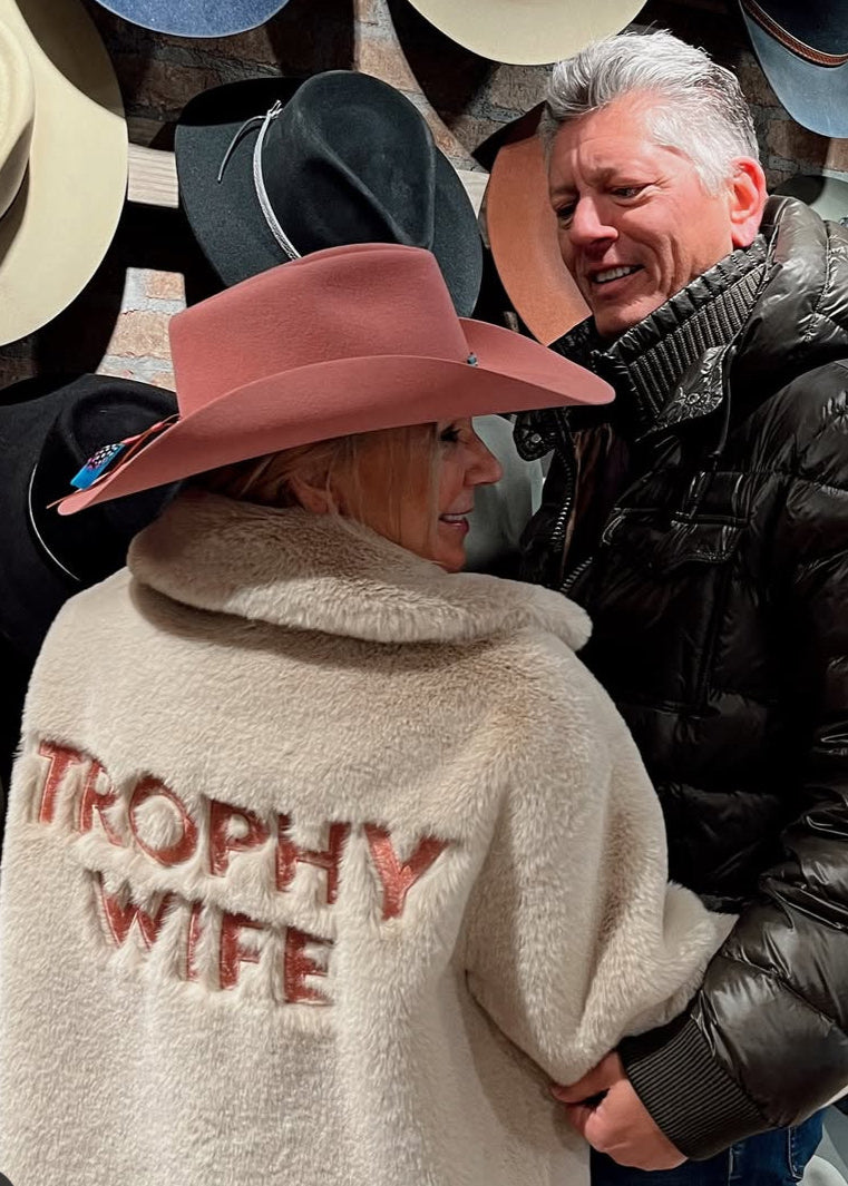 Mr Greys Coat - Beige Trophy Wife