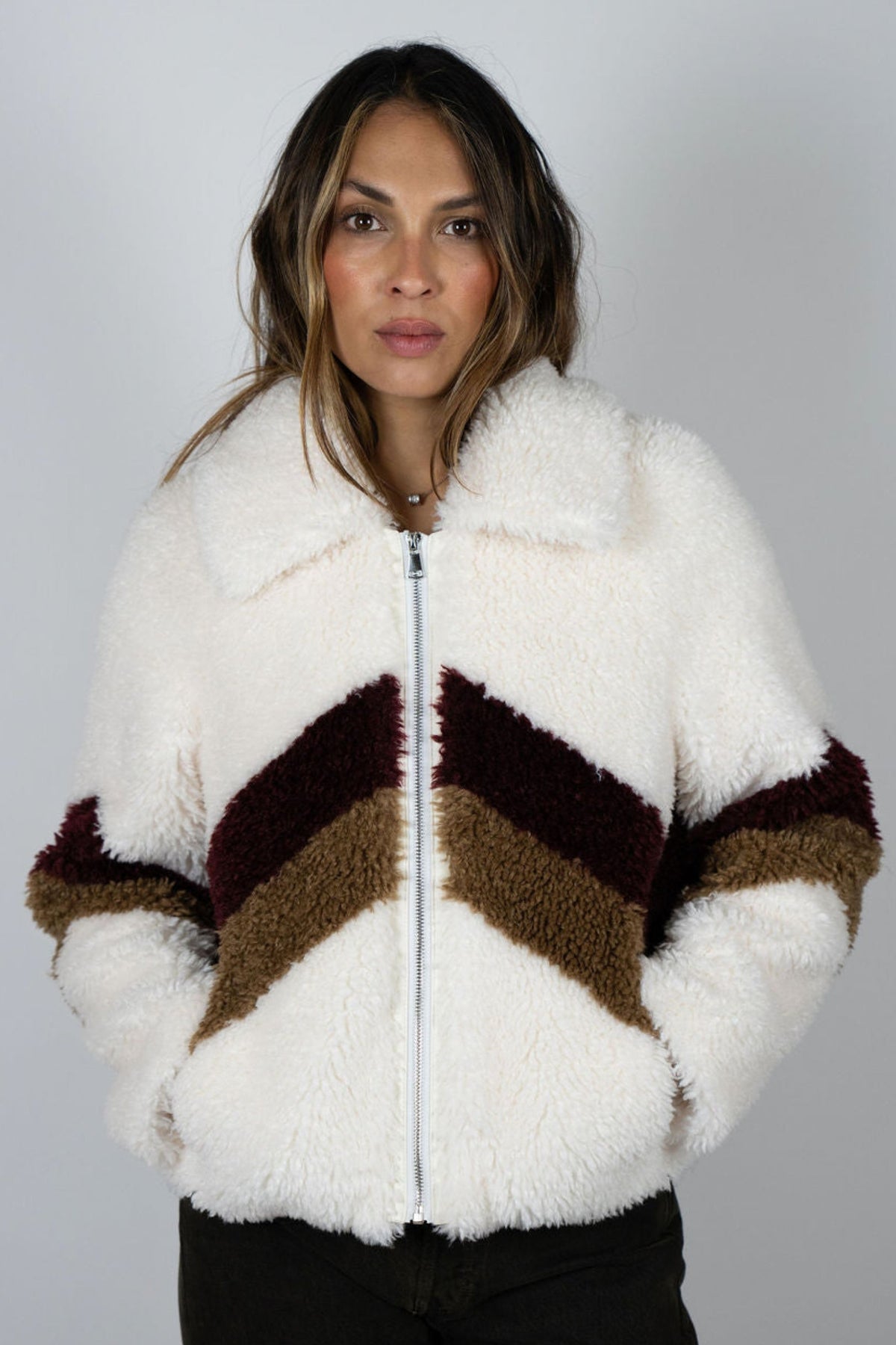 Fall Line Shearling Star Crop